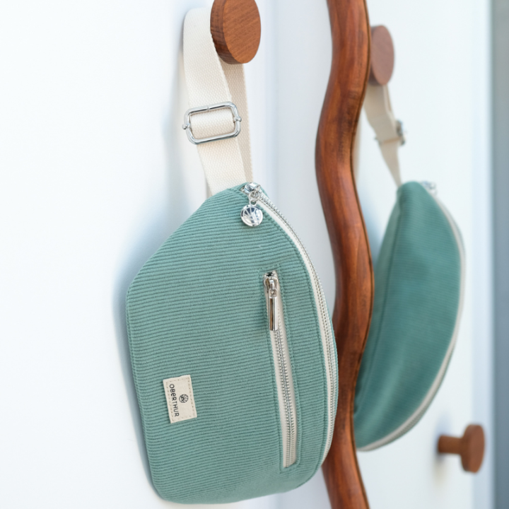 Sac banane en velours Odessa Oberthur - Pratique et tendance