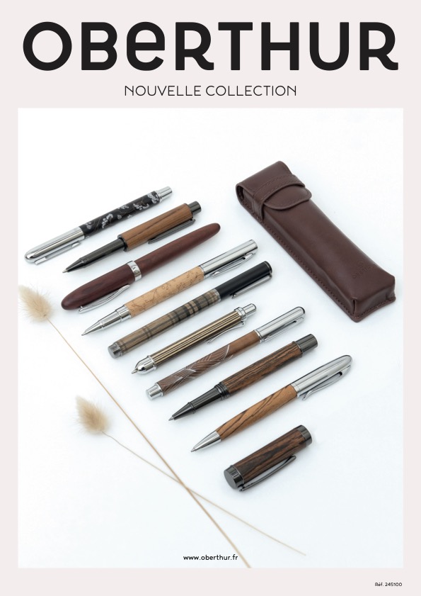 AFFICHE STYLOS BOIS